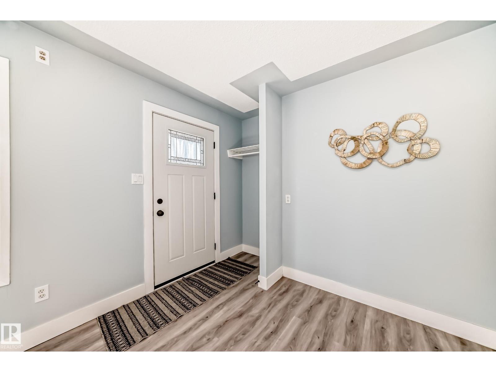 7104 129 AV NW