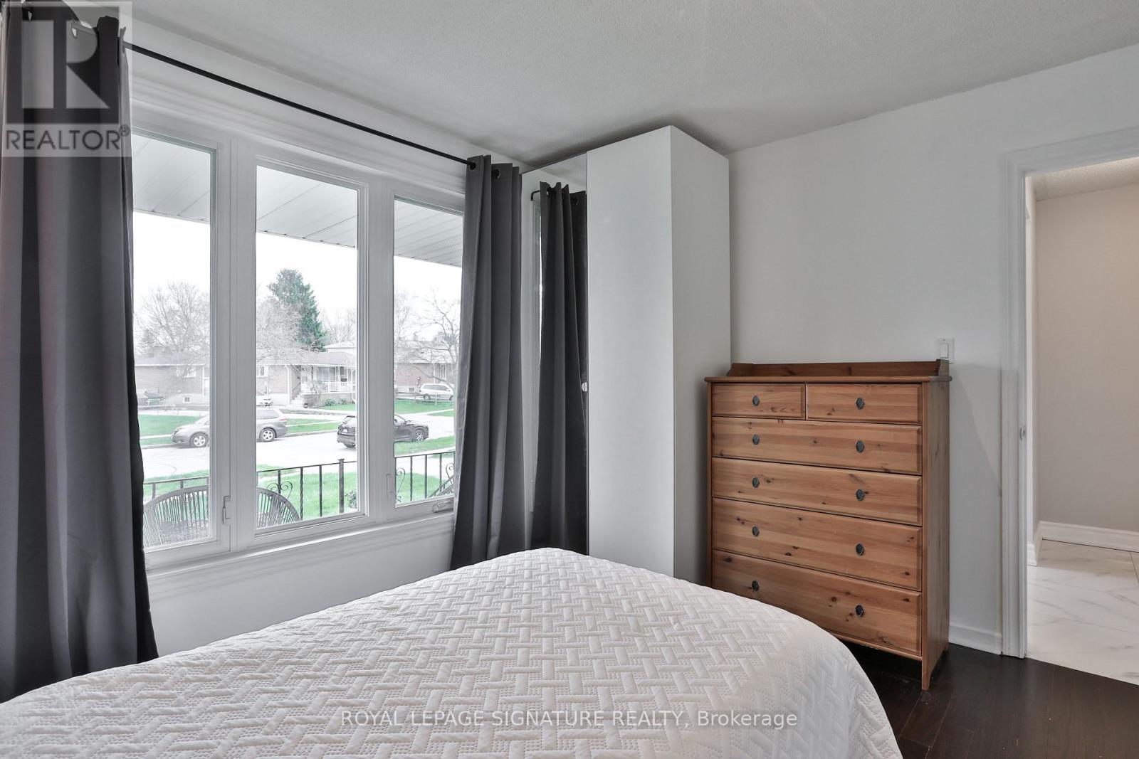 92 PICOLA COURT