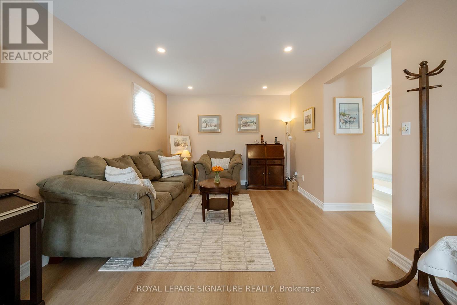 545 DRUMMERHILL CRESCENT