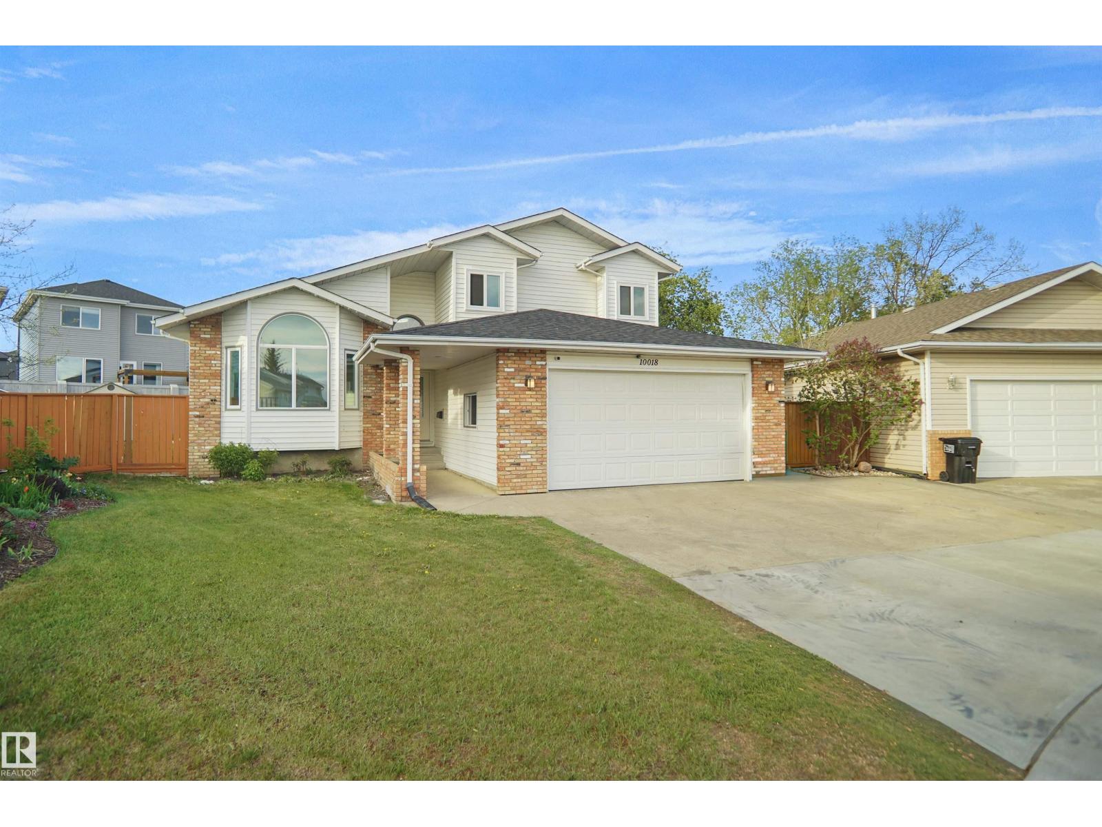 10018 173 AV NW