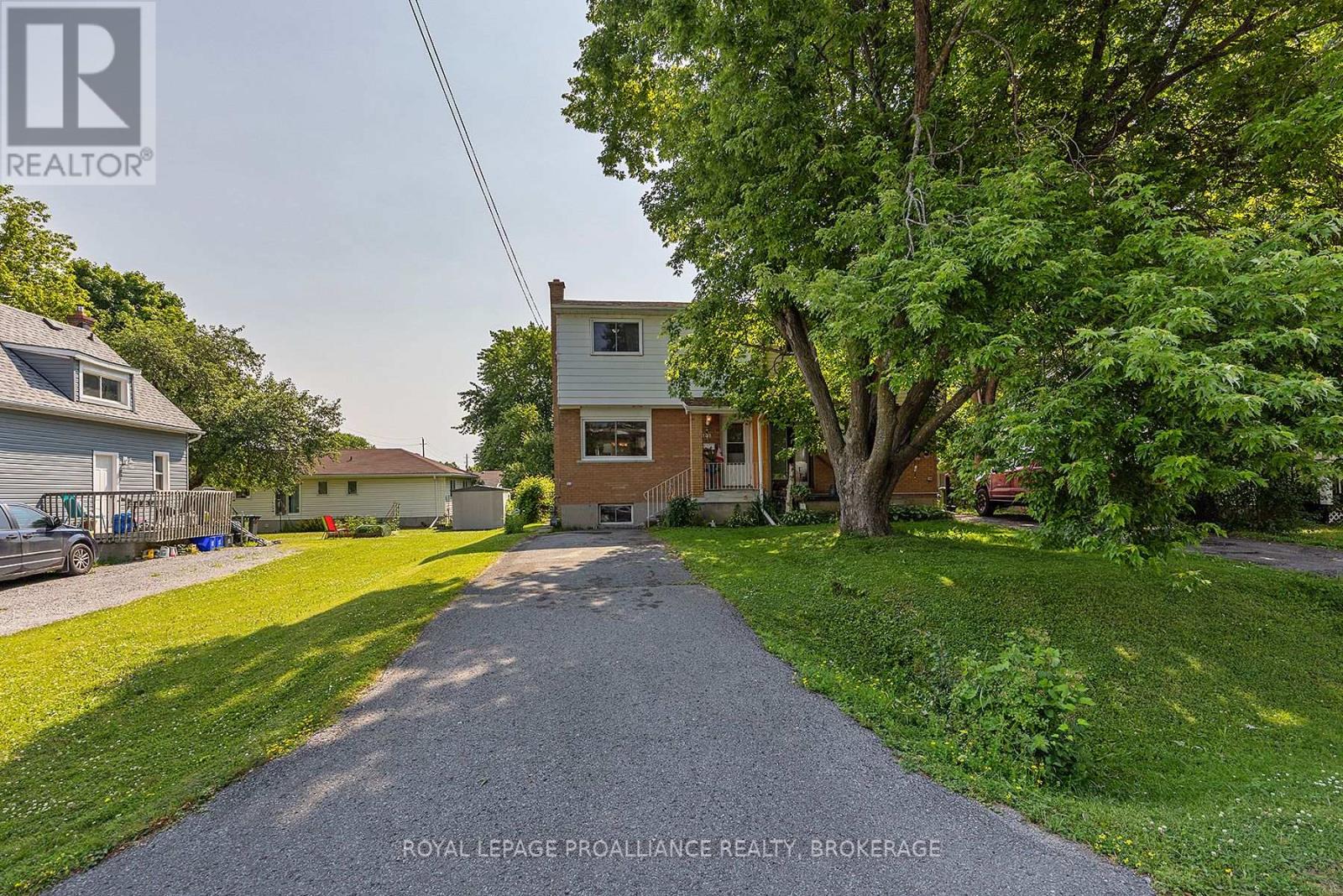 139 FORD STREET