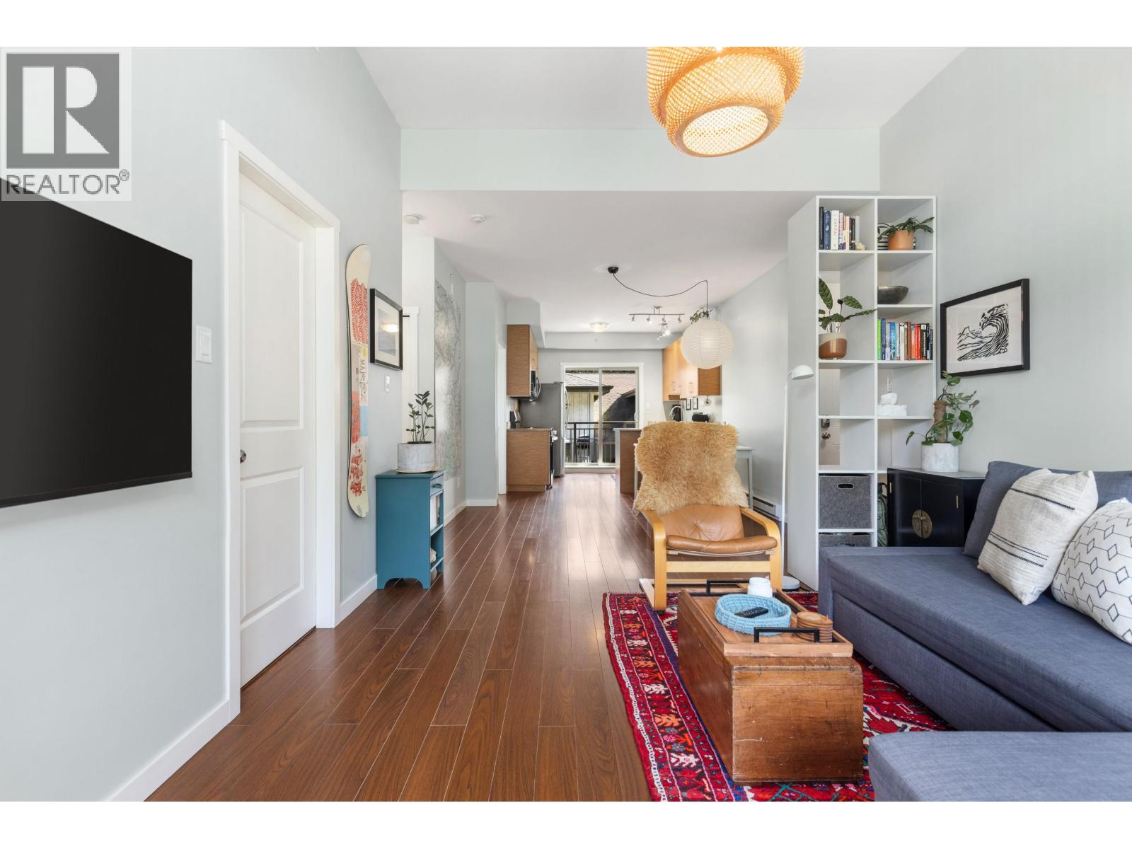 6 7450 PROSPECT STREET