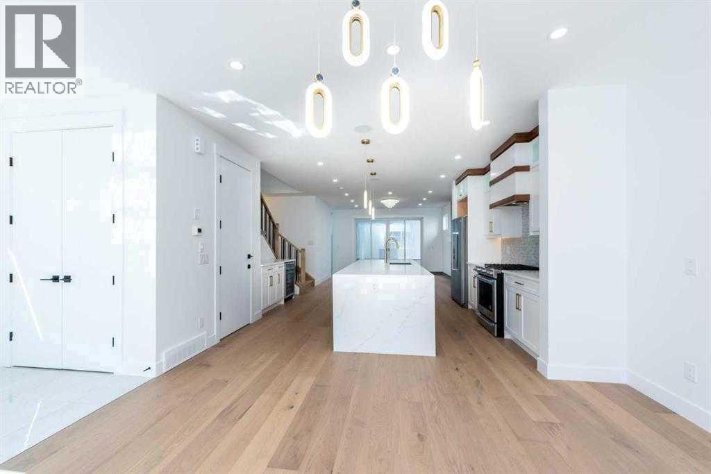 105 Hartford Road NW