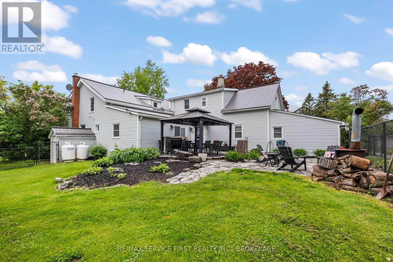 3674 PRINCESS STREET