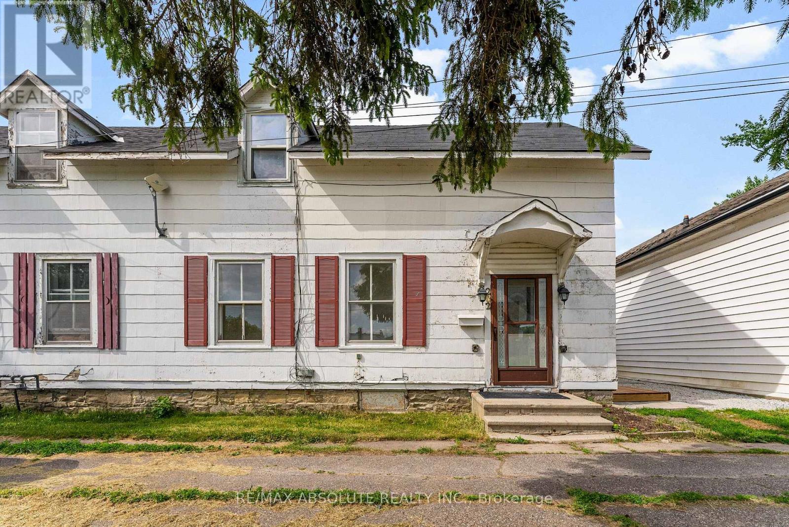 202 BELL STREET