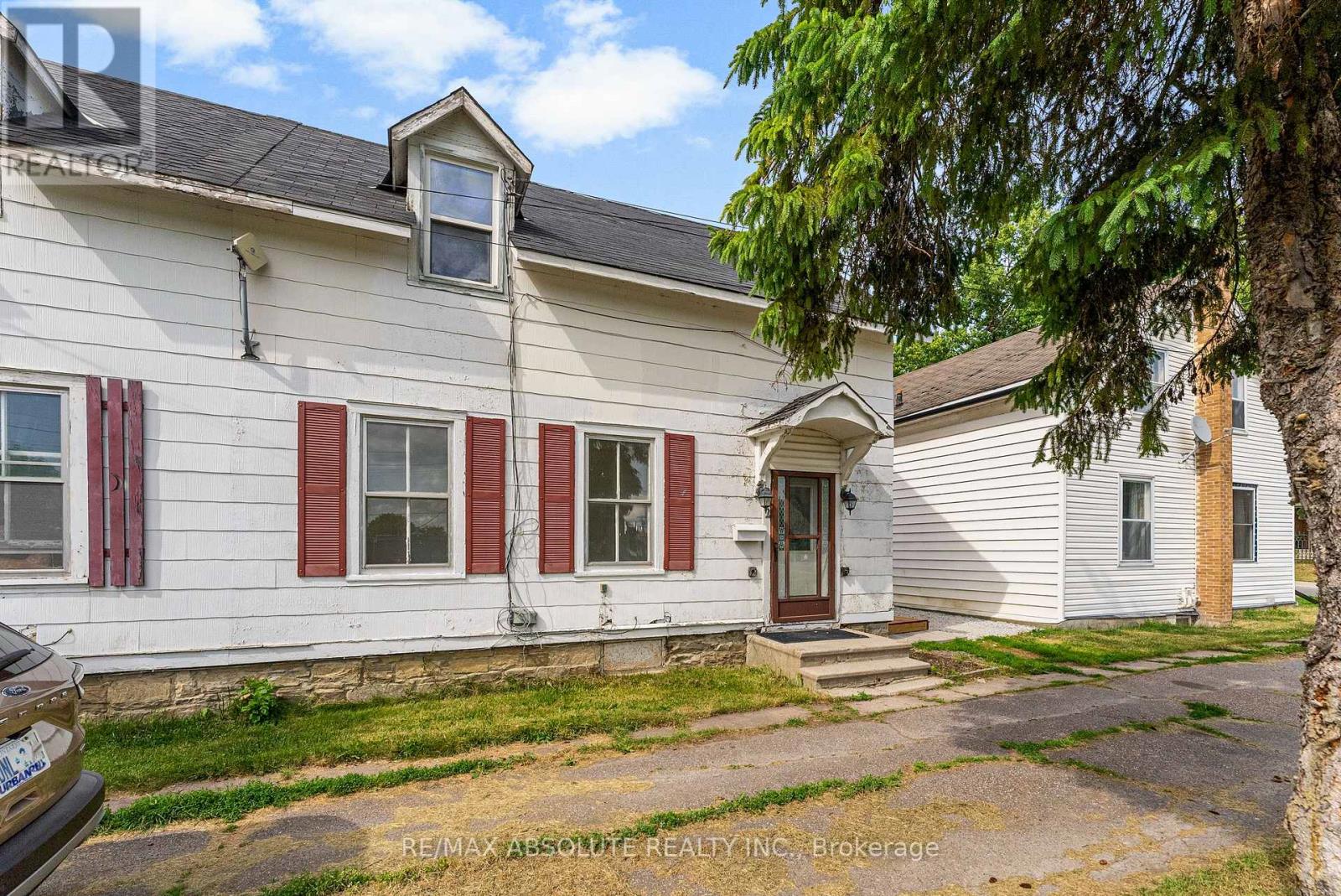 202 BELL STREET