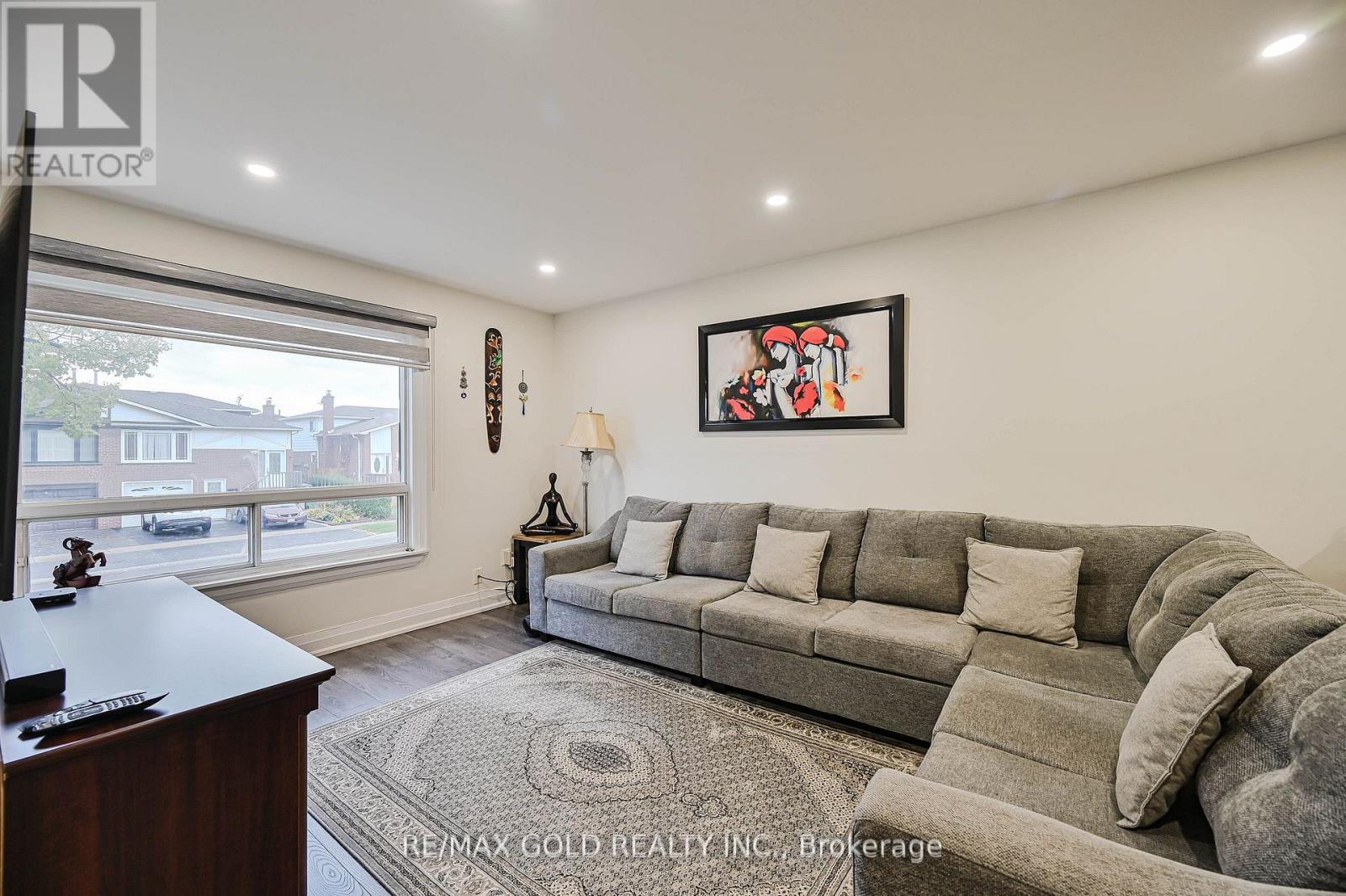 105 SKEGBY ROAD