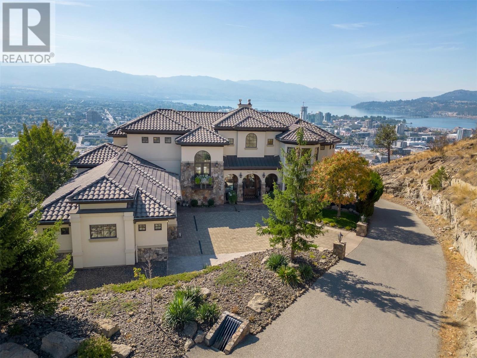 1113 Parkbluff Lane