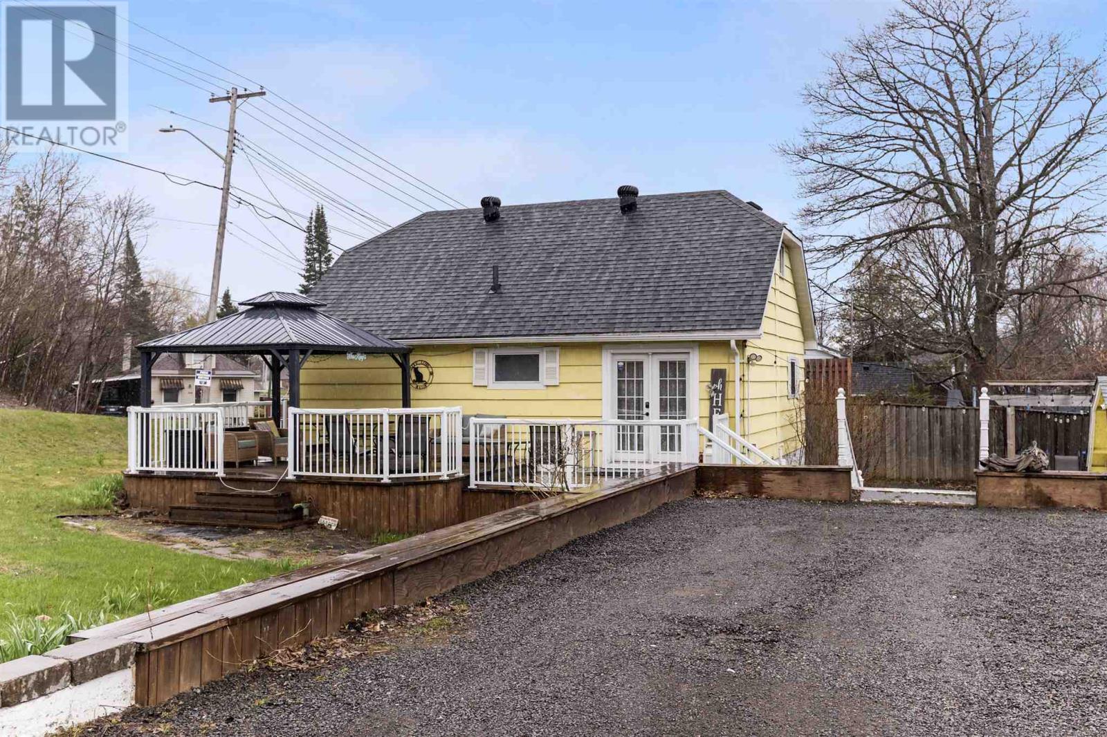 Homes for Sale Sault Ste. Marie 525 North ST
