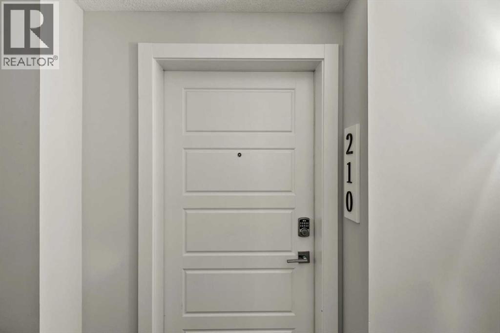 210, 100 Auburn Meadows Manor SE