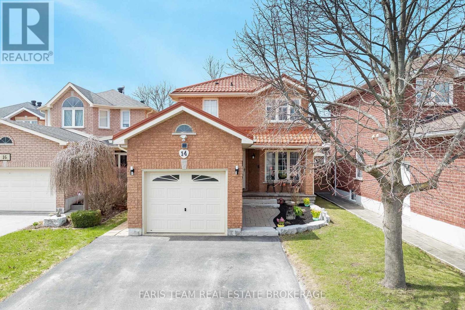 14 NIGHTINGALE CRESCENT