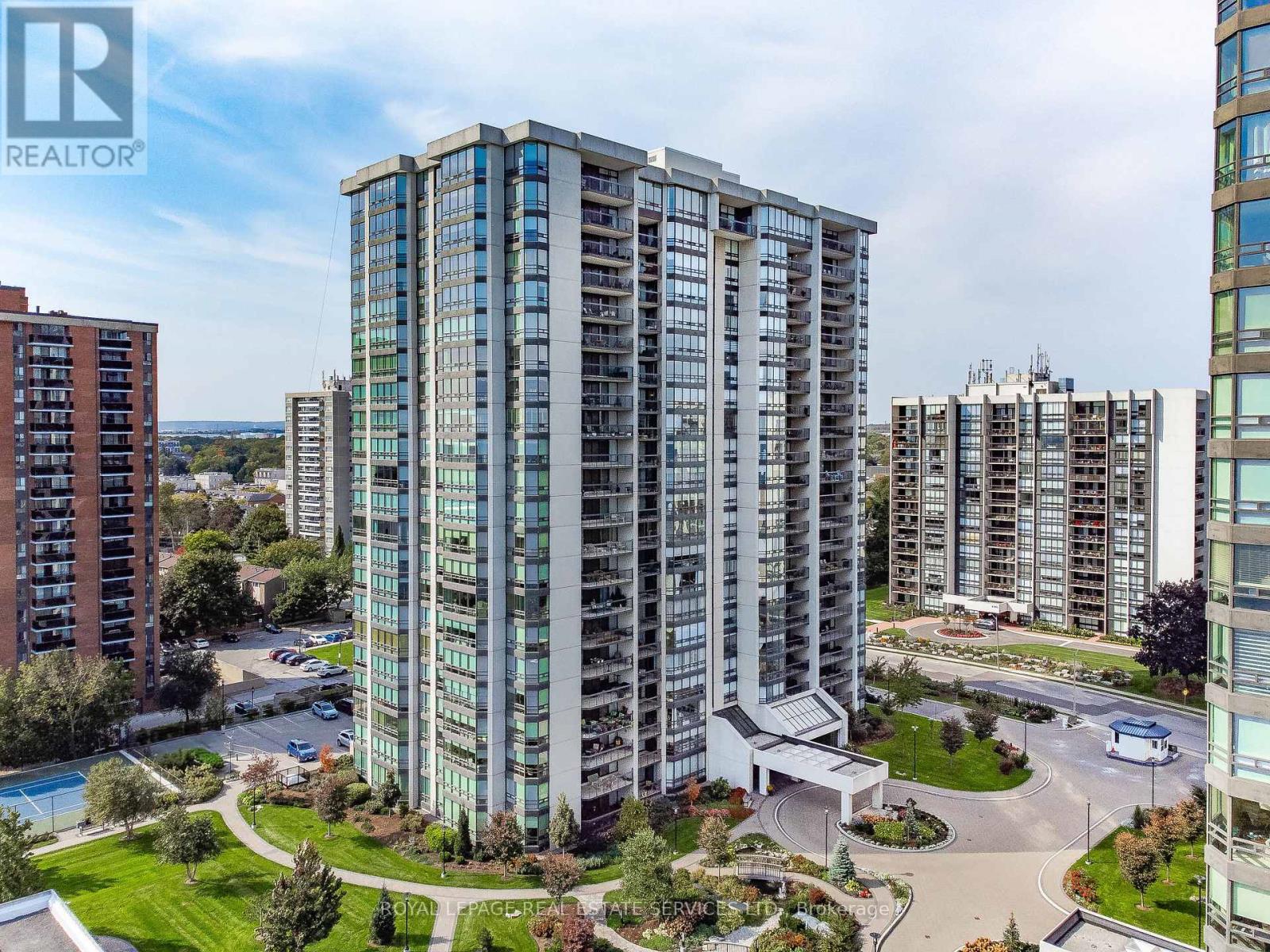 1601 - 2180 MARINE DRIVE