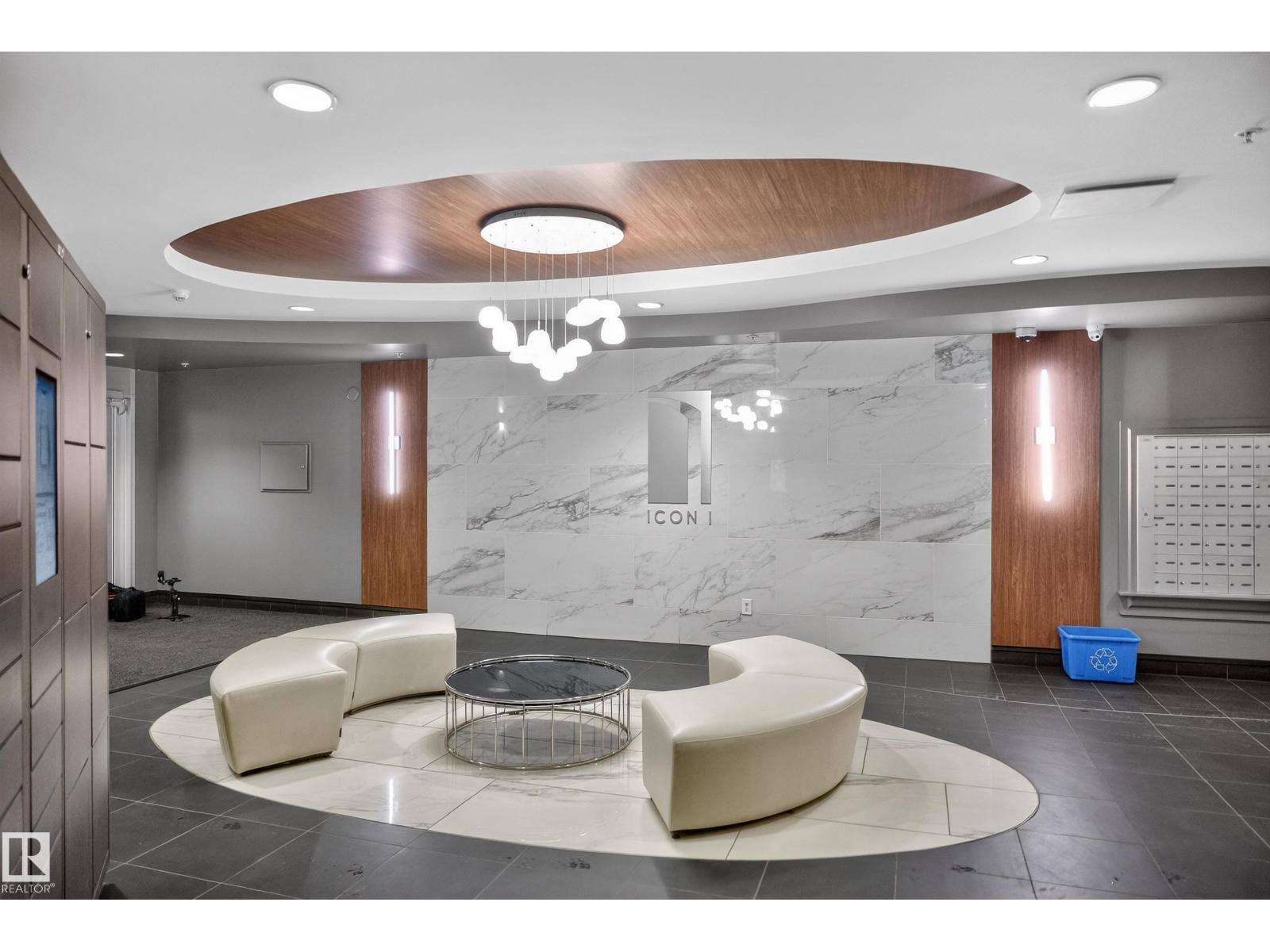 #501 10136 104 ST NW