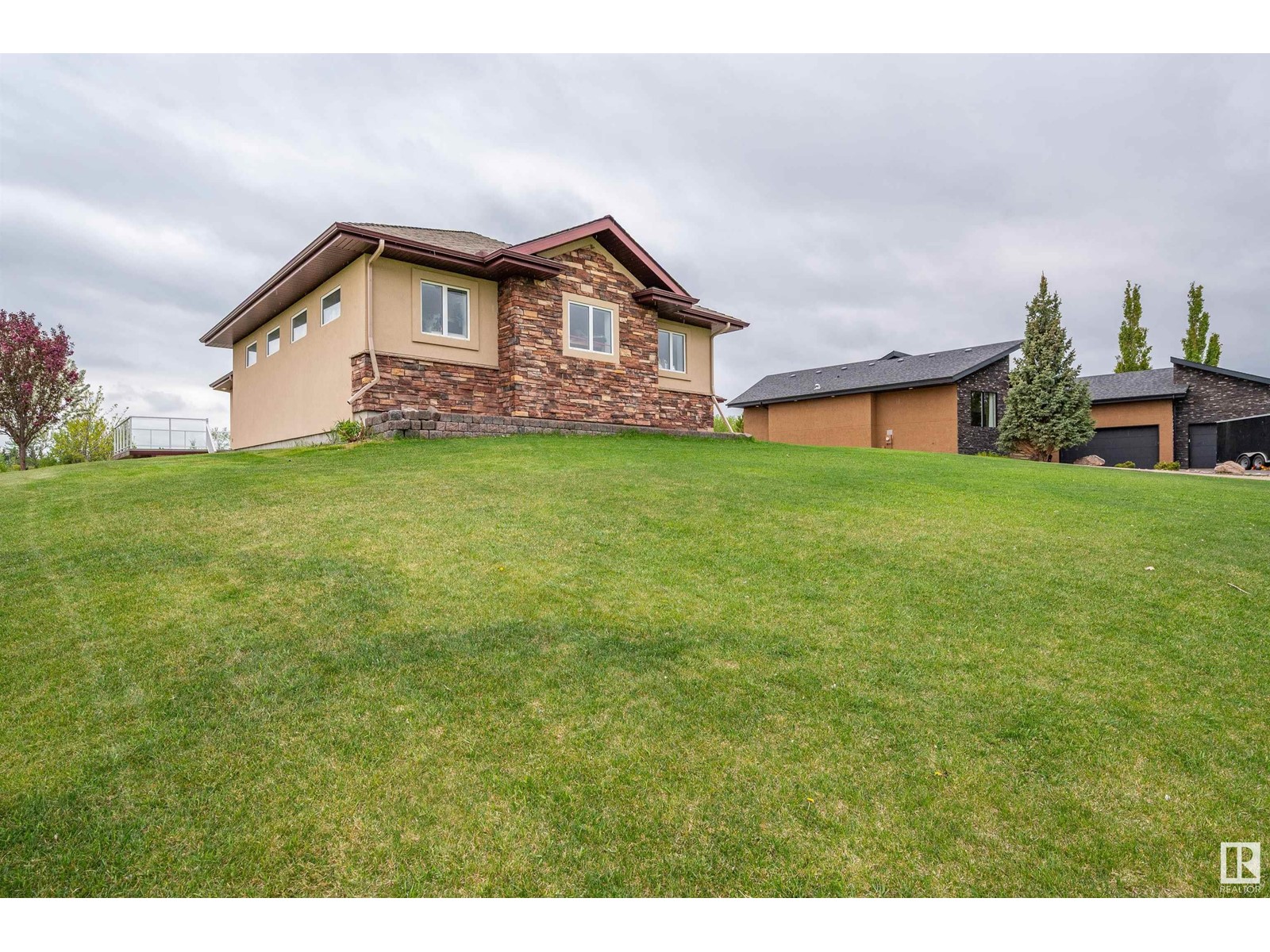 #133 53017 RGE ROAD 223