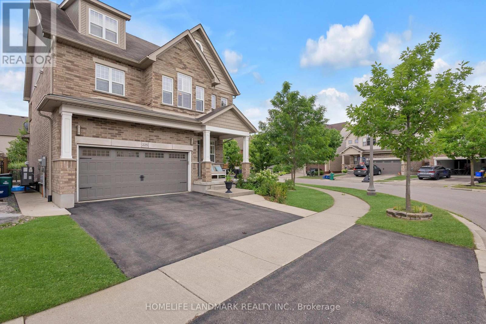 225 TREMAINE CRESCENT