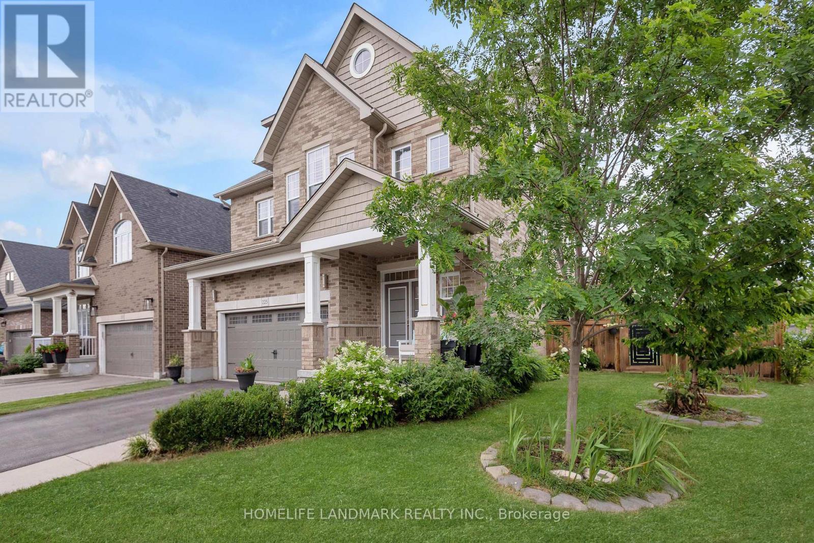 225 TREMAINE CRESCENT