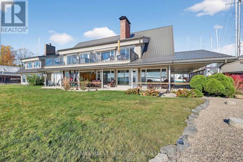 110 BAYSHORE DRIVE Loyalist (Bath) ON K0H1G0