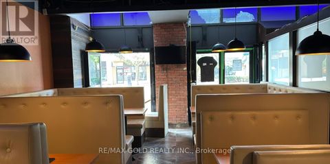 791 KING STREET W Toronto (Niagara) ON M5V1N4