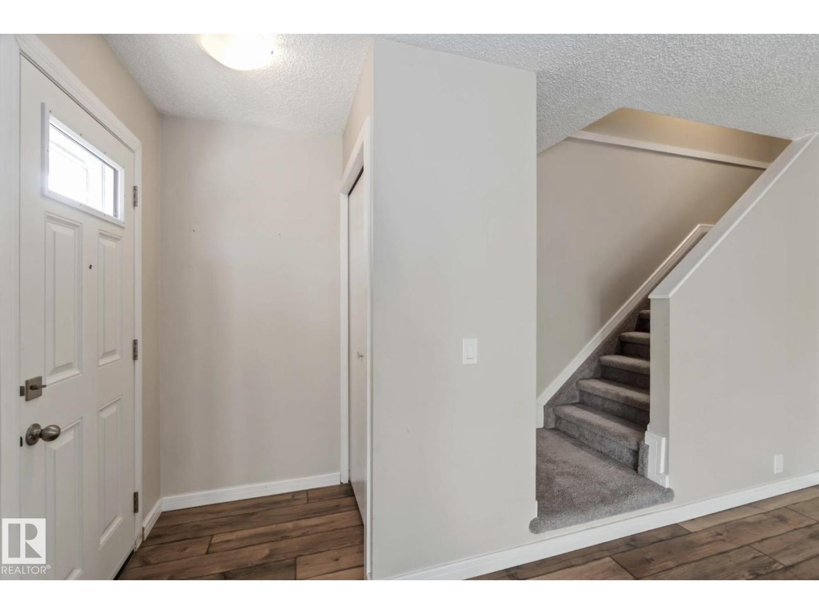 #8 14511 52 Street NW