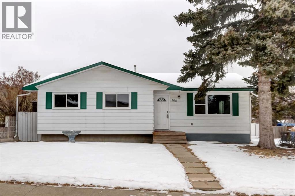 708 Sacramento Place SW