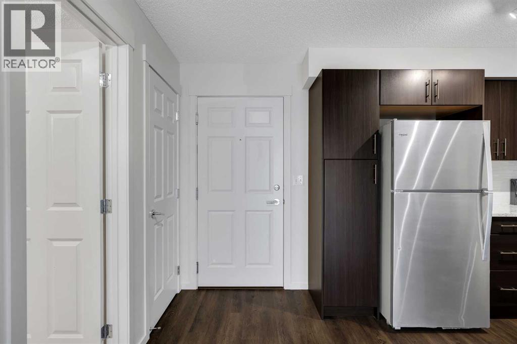 6305, 755 Copperpond Boulevard SE