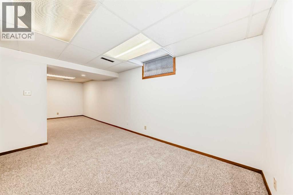 8423 Addison Drive SE