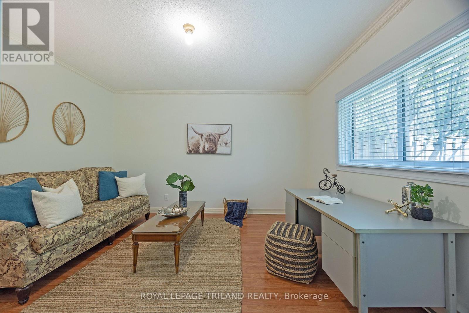 23 - 683 WINDERMERE ROAD