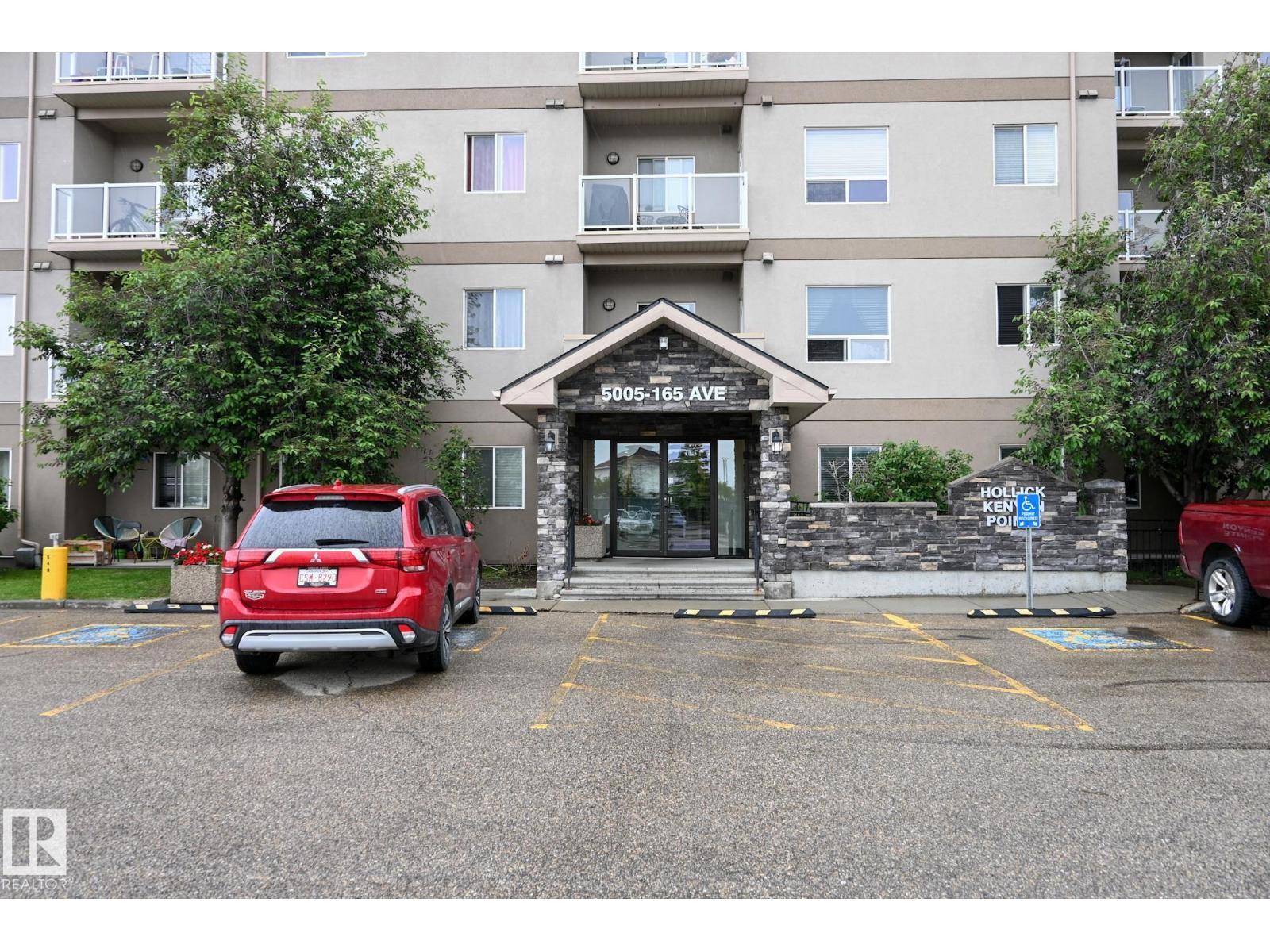 #316 5005 165 AV NW