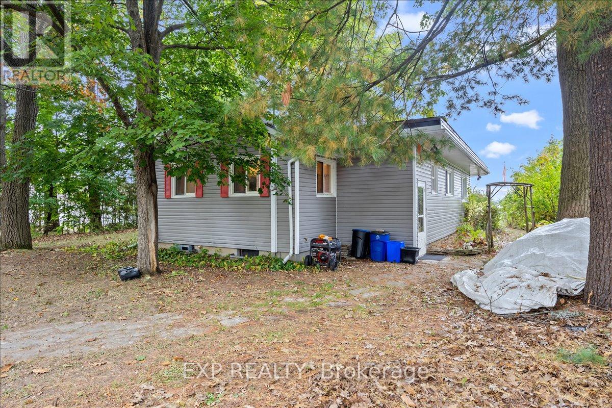 488 BAYVIEW DRIVE