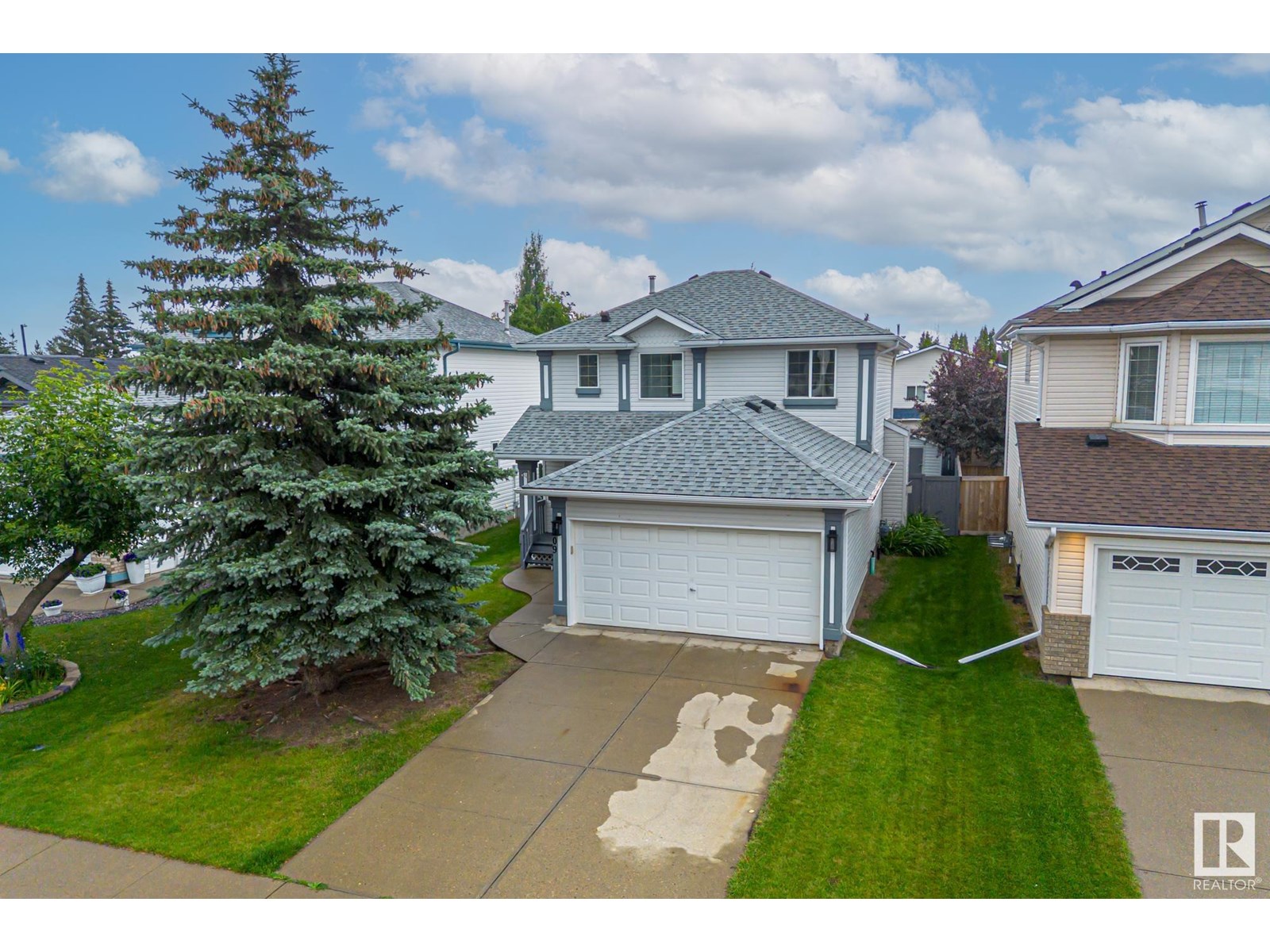 209 Bancroft CL NW