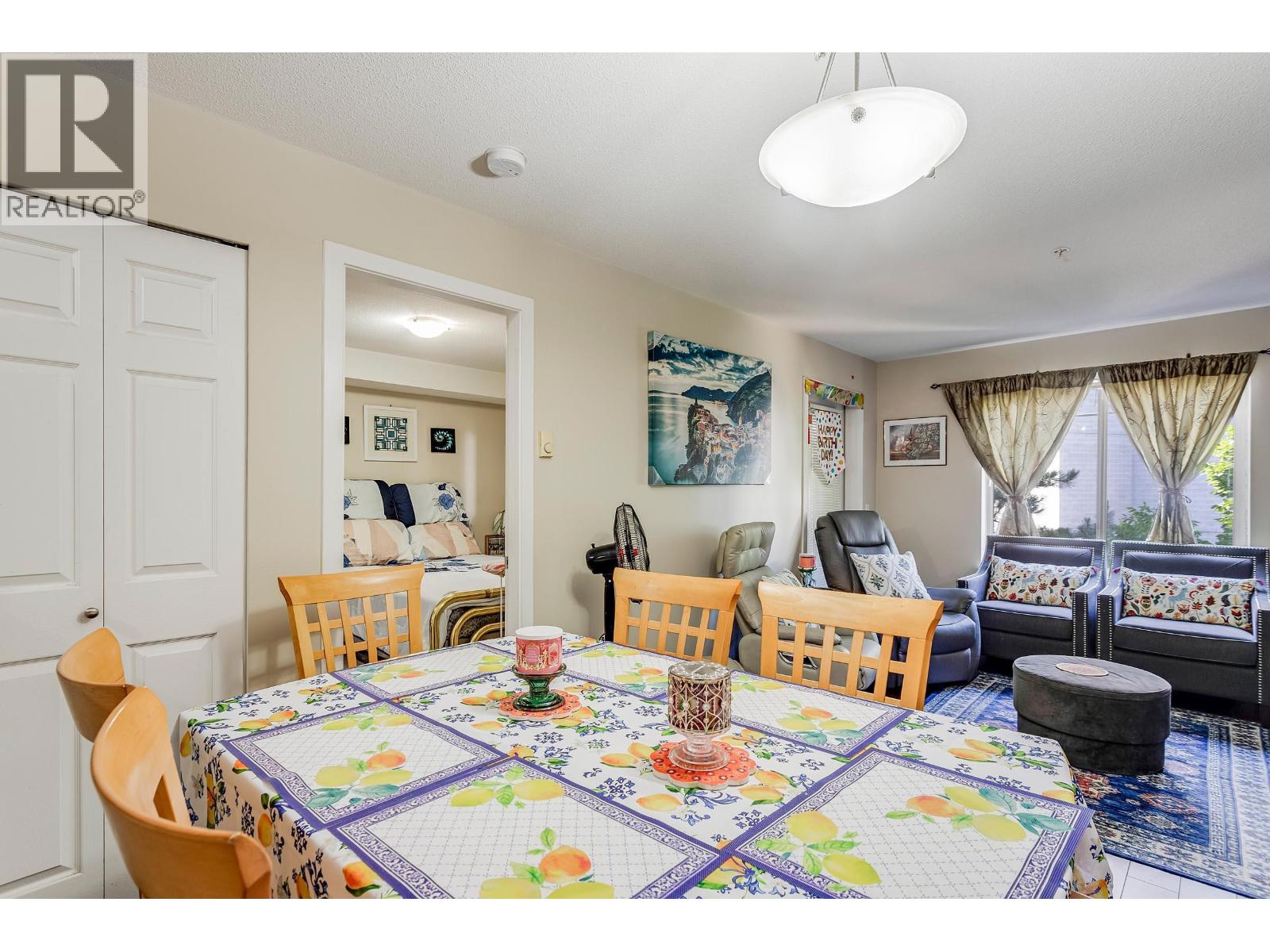 2312 244 SHERBROOKE STREET