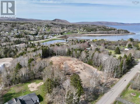86 Carleton Street Digby NS B0V1A0