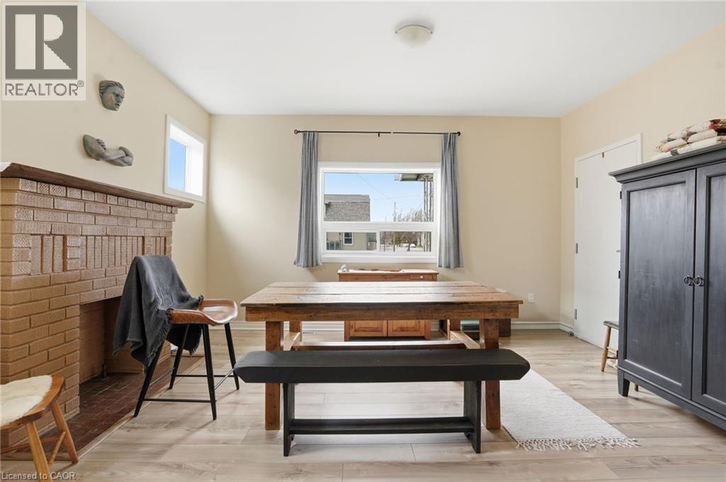 436 MCALPINE Avenue N