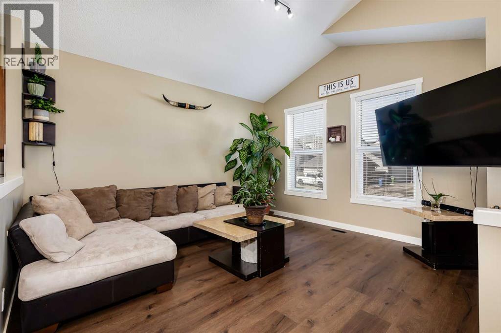 24 Elgin Meadows Manor SE