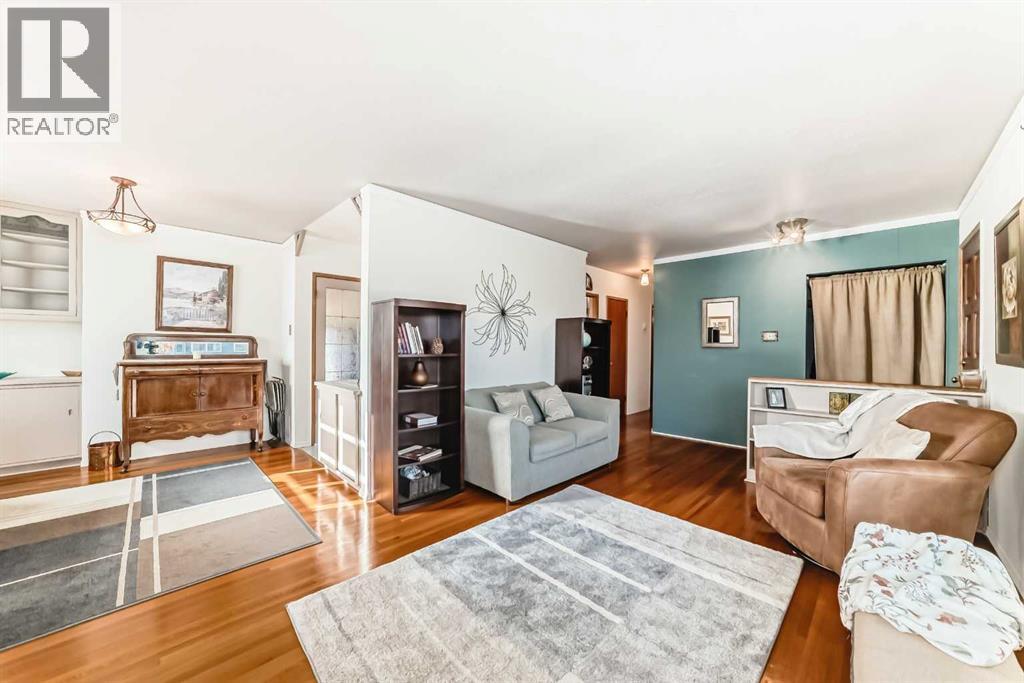 99 Westwood Drive SW