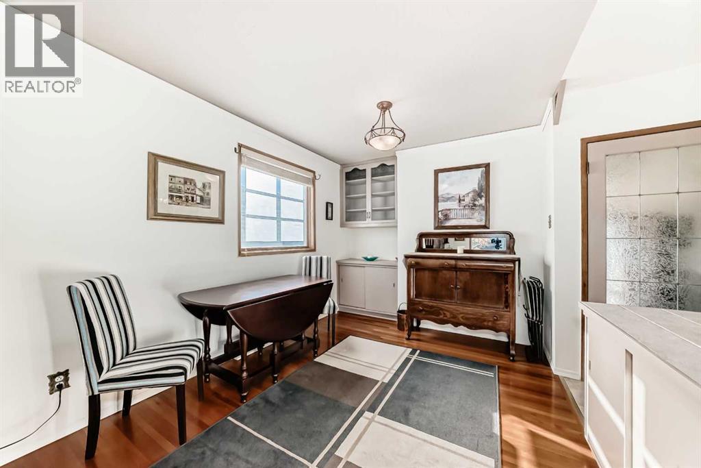 99 Westwood Drive SW