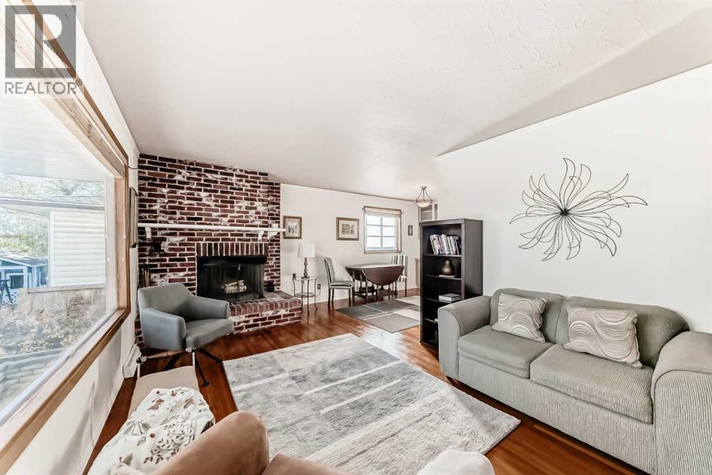 99 Westwood Drive SW