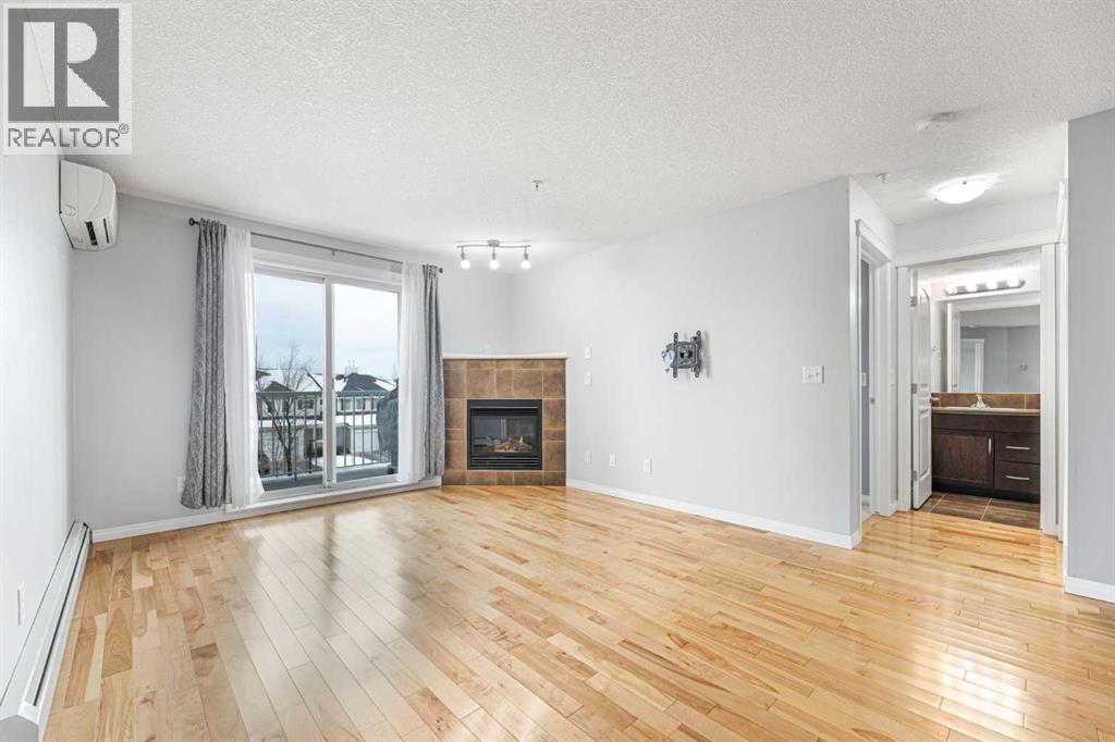 4313, 31 Country Village Manor NE