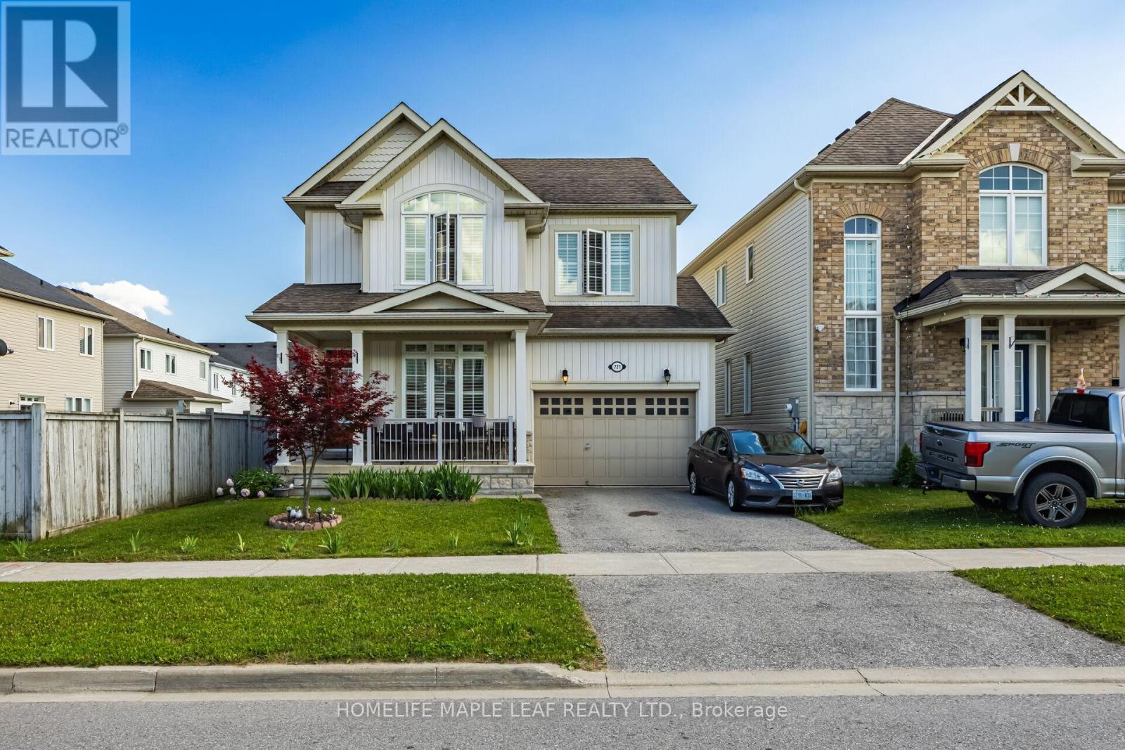 721 COOK CRESCENT