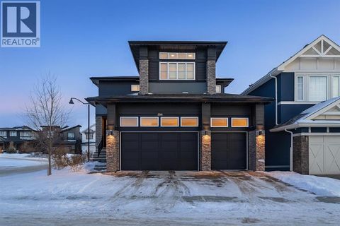154 Aspen Summit Close SW Calgary AB T3H6B3