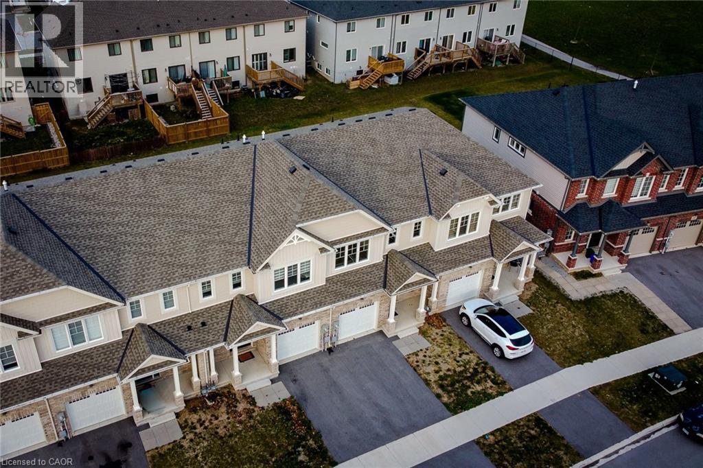 111 ALICIA Crescent