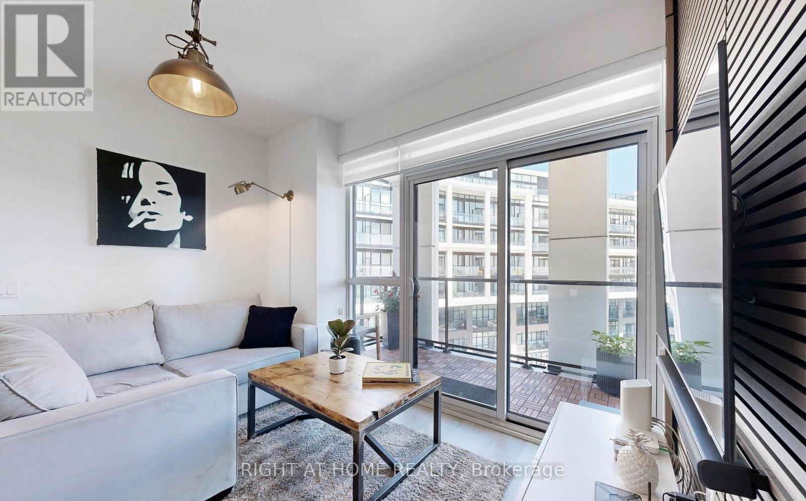 507 - 50 GEORGE BUTCHART DRIVE