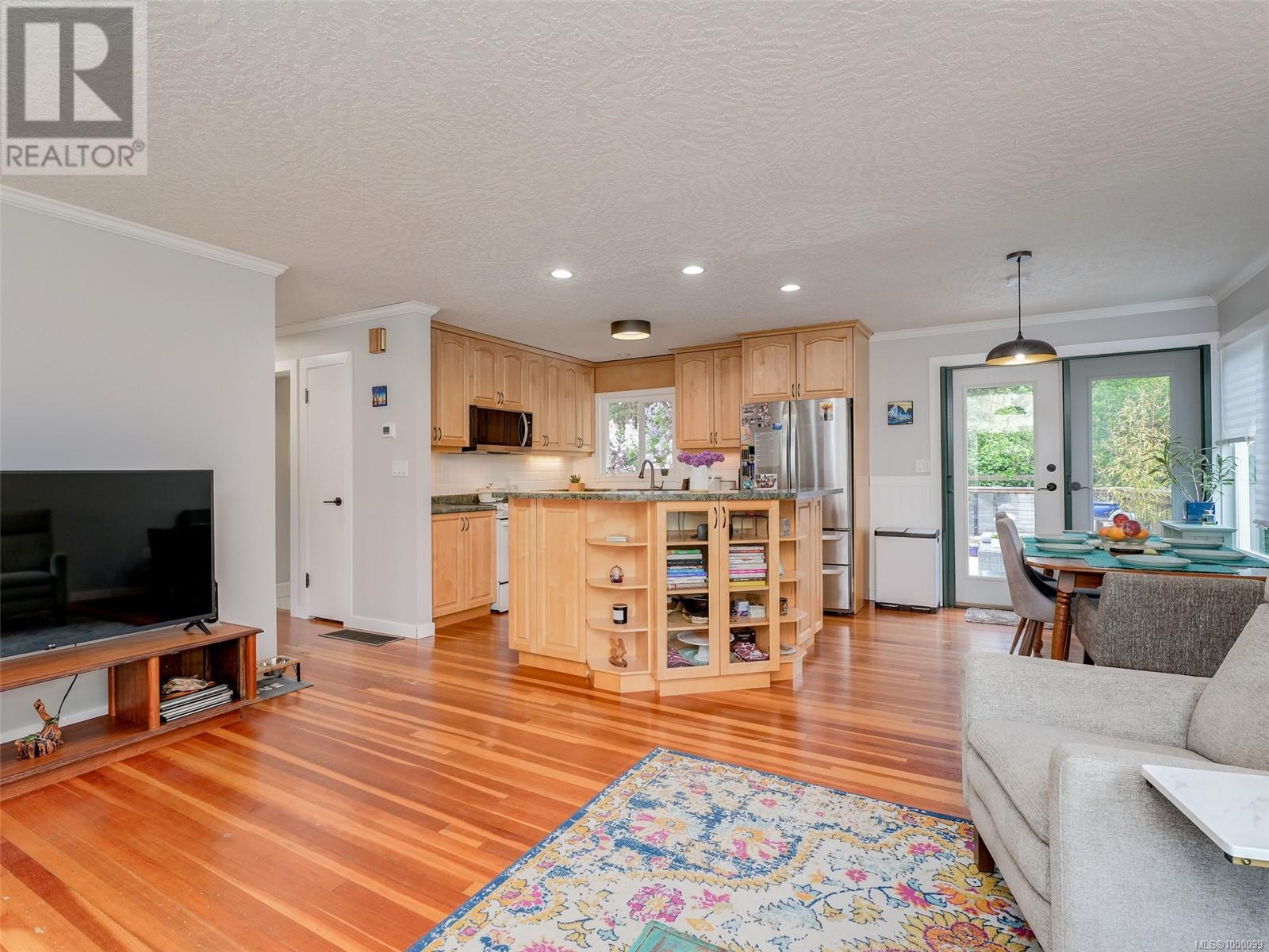 376 Lagoon Rd