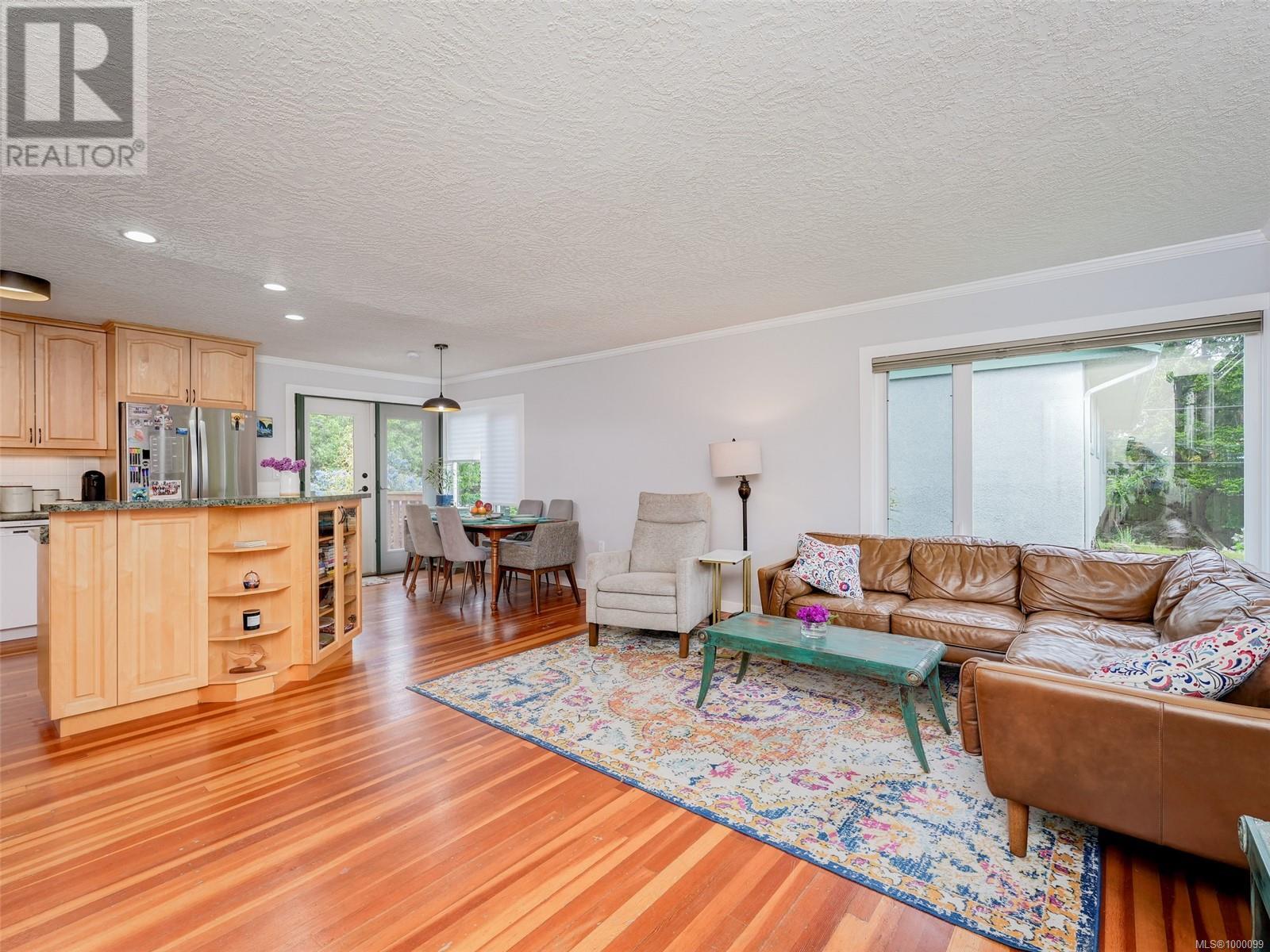 376 Lagoon Rd