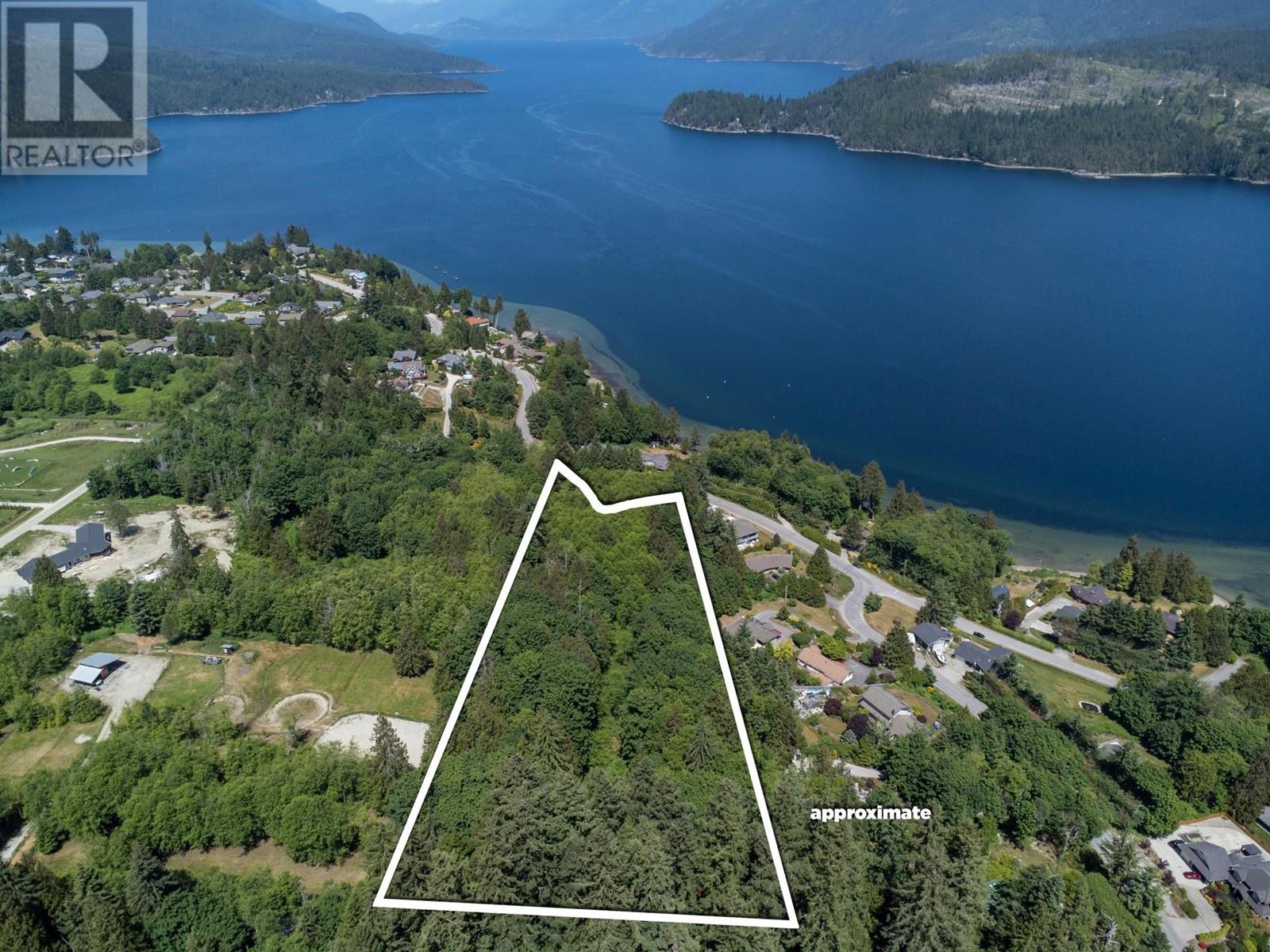 Lot 15 N GALE AVENUE