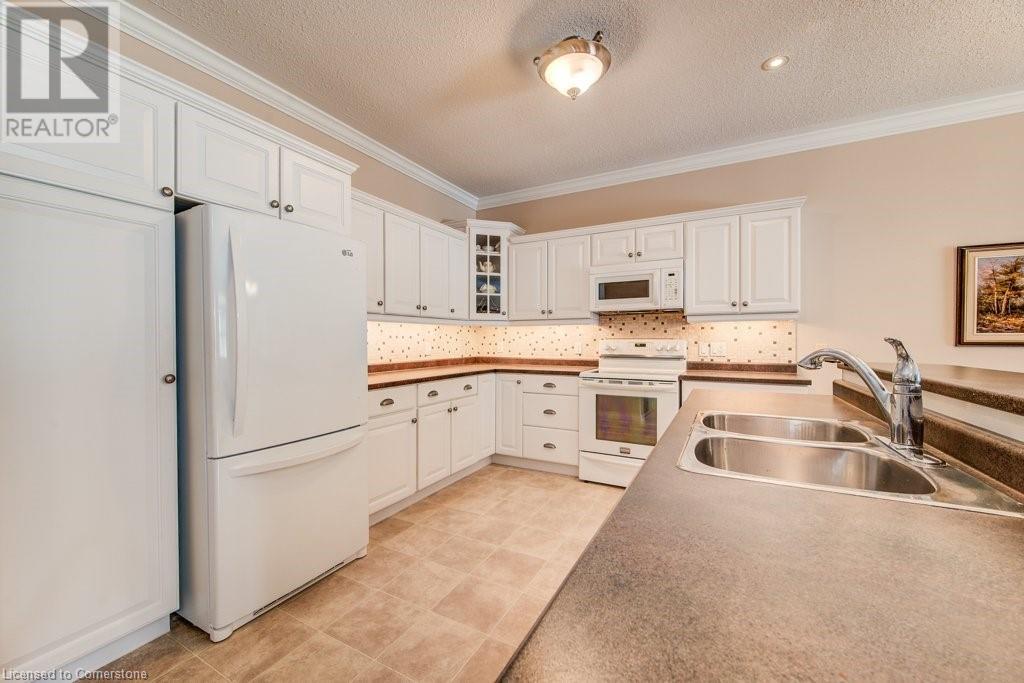 20 ISHERWOOD Avenue Unit# 107