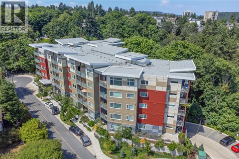 212 20 Barsby Ave Nanaimo BC V9R0K4