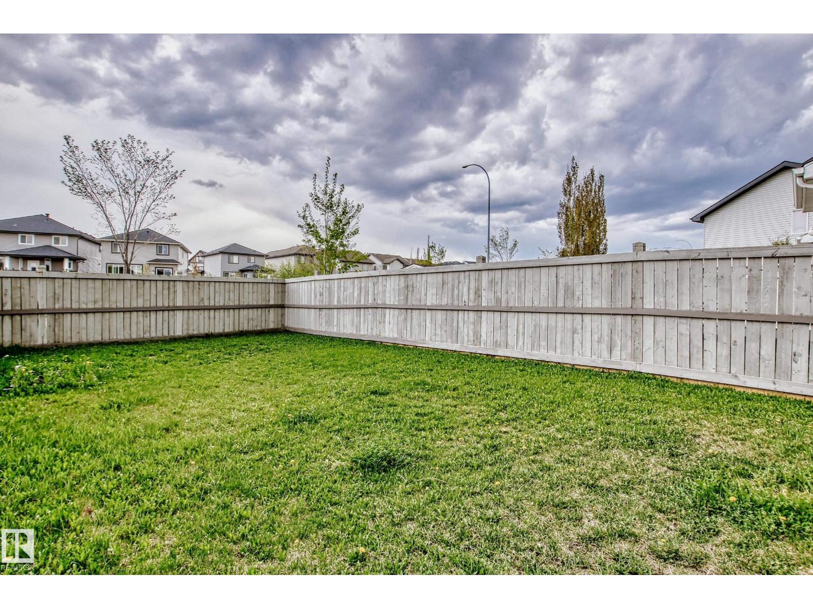 1285 CUNNINGHAM DR SW