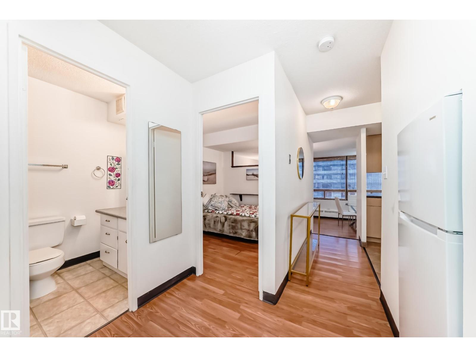 #621 10160 114 ST NW