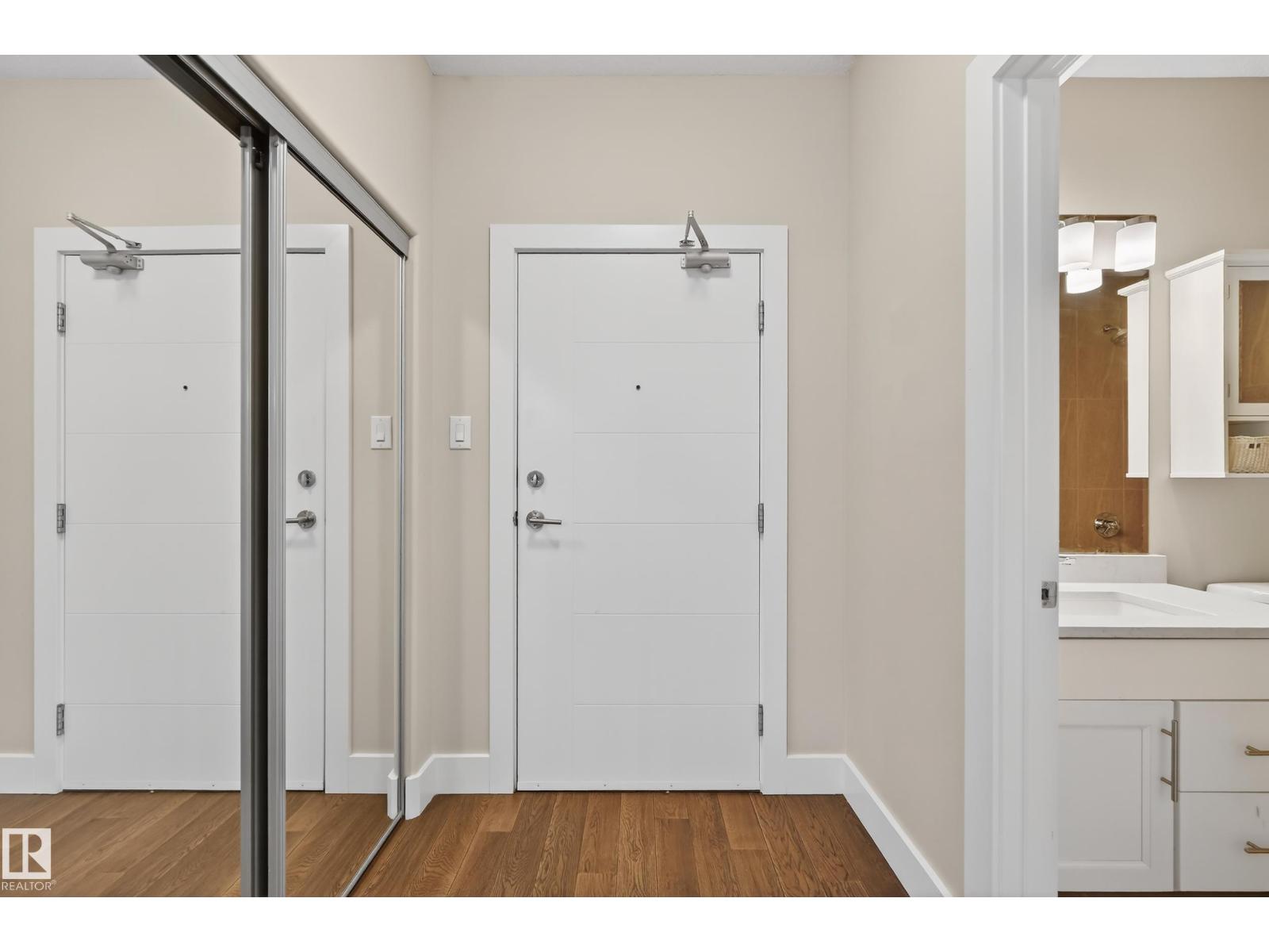 #129 11074 ELLERSLIE RD SW